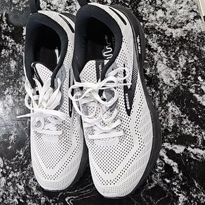 Brooks White and Black Women's Athletic Running Shoes